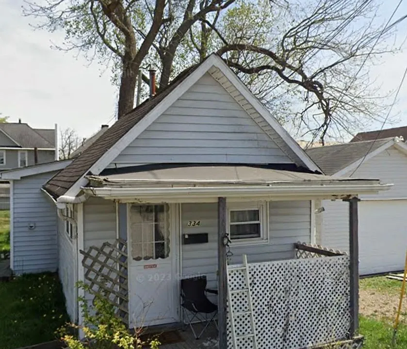 334 W Church St