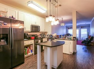 910 W 25th St APT 205, Austin, TX 78705