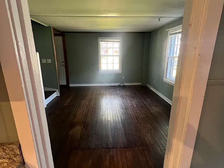 259 Allen St #A — Photo 8