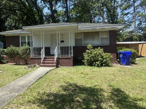 5445 Crown Ave, North Charleston, SC 29406