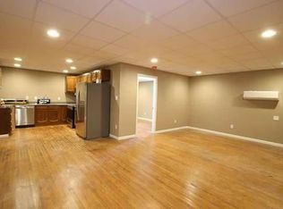 323 5th St #2, Hudson, IA 50643
