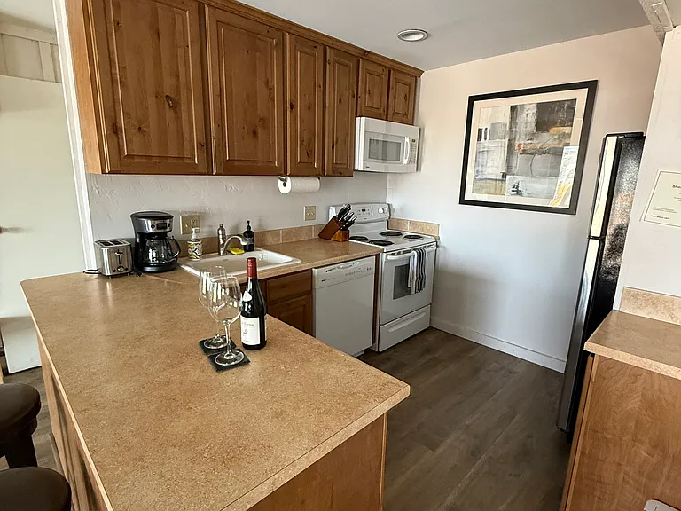 2432 Val D Isere Cir — Photo 7