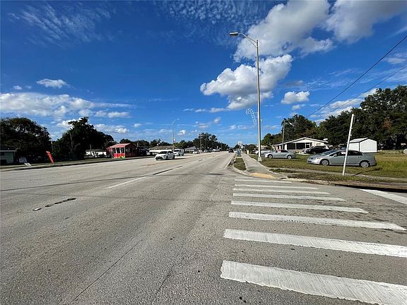 2nd image of 7 4th St SE Lot 2
