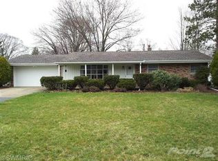 205 Jakway Ave, Benton Harbor, MI 49022