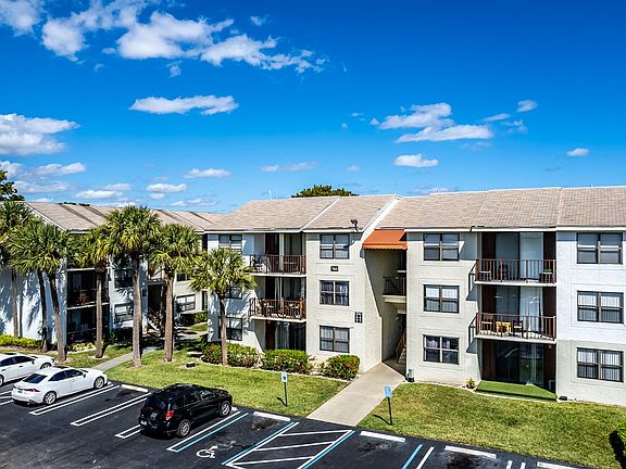 3rd image of 710 Executive Center Dr #714-19