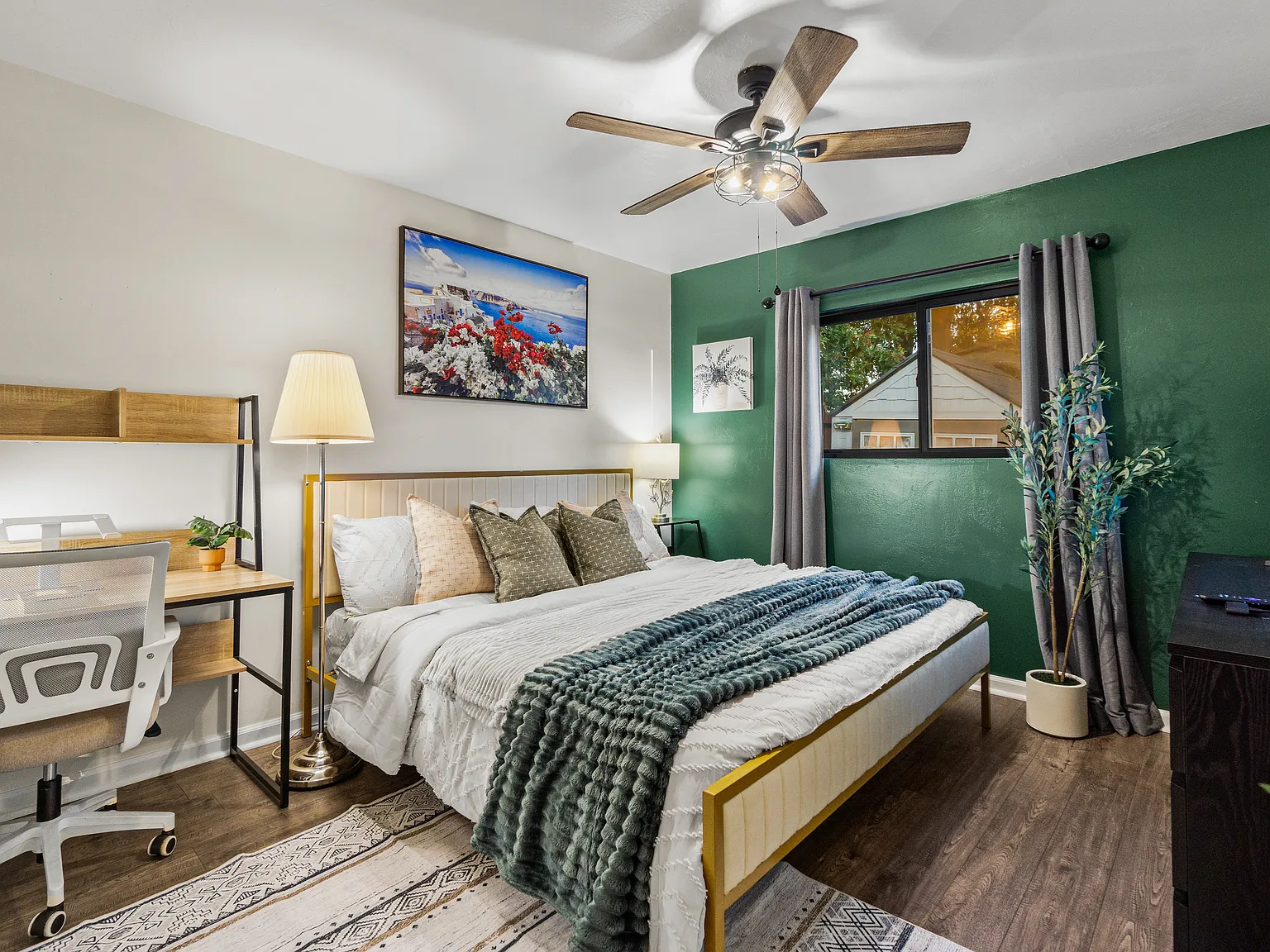 1 bed, $4,400 — Photo 4