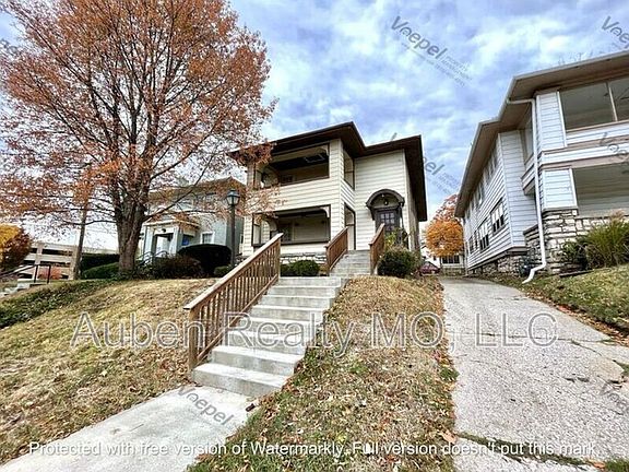 3rd image of 5303 Charlotte St Unit 2