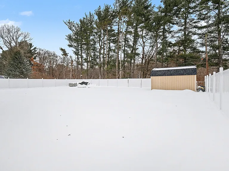52410 Filbert Rd — Photo 25