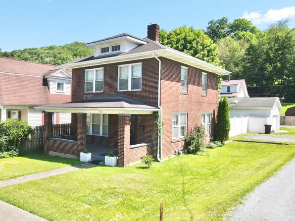 115 Reynolds Ave, Bluefield, VA 24605
