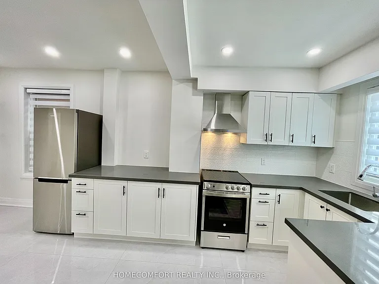 20 Saint Clair Gdns #MAIN — Photo 4