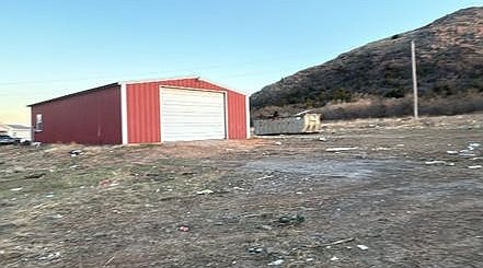 4th image of 21185 E 1470th Rd