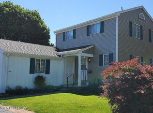 1611 Peppertree Ln, Lansing, MI 48912