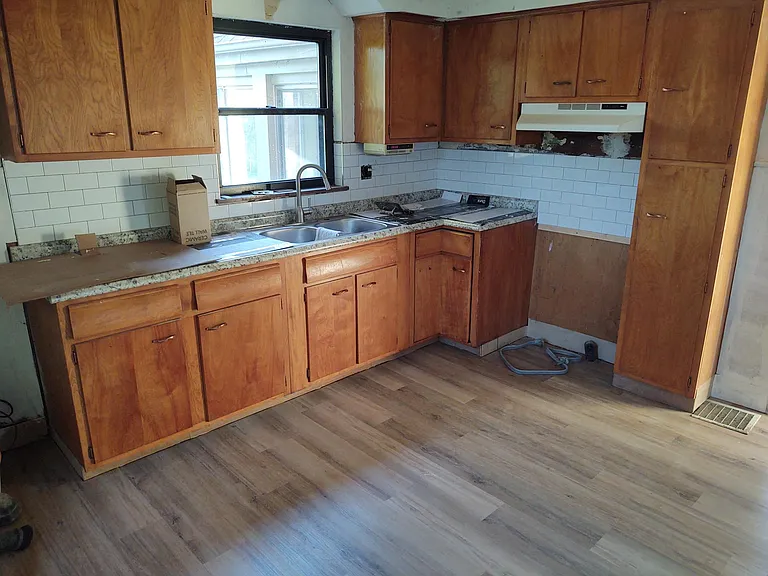 4834 Race Rd — Photo 10
