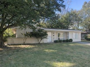 660 Halifax Dr, Mobile, AL 36609