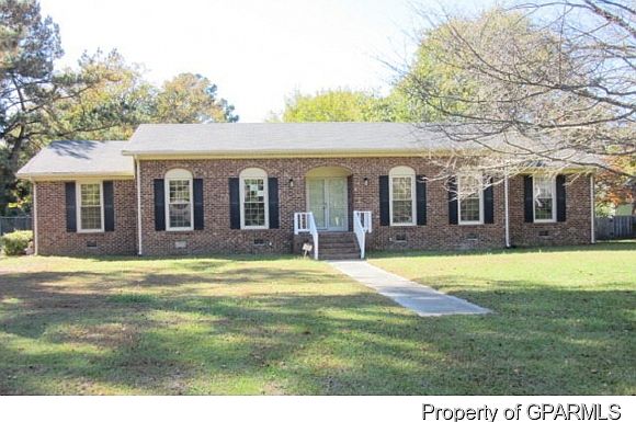 1st image of 202 Saint Andrews Dr