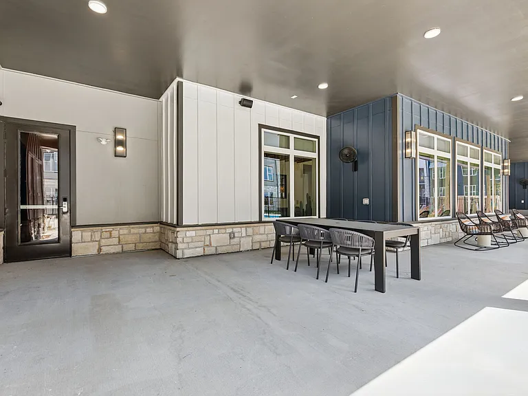 Bandera Ridge — Photo 48