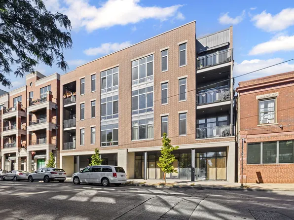 1824 W Foster Ave #302, Chicago, IL 60640