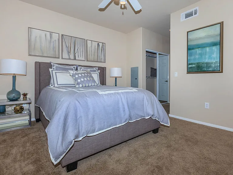 2b2 1182 SQFT 2 Bed 2 Bath