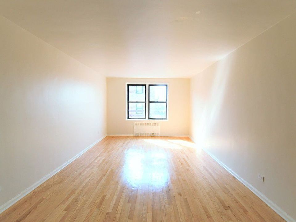1st image of 3989 50th St APT 4J