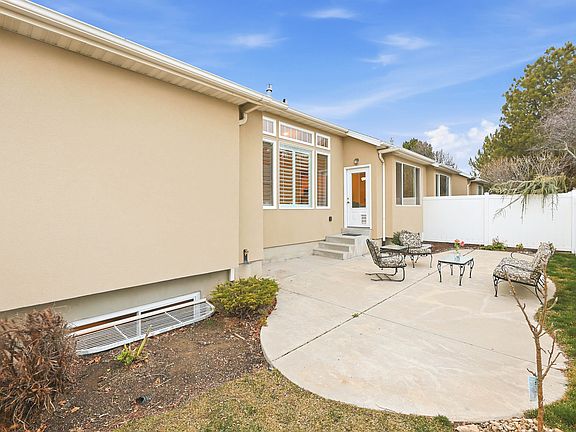 5th image of 11873 Cottage View Ln