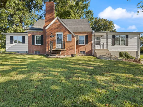 134 E College Ave, Stanton, KY 40380