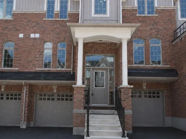 60 1st St #29, Orangeville, ON L9W 2E4