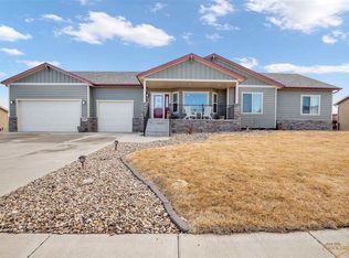 468 Coyote Trl, Box Elder, SD 57719