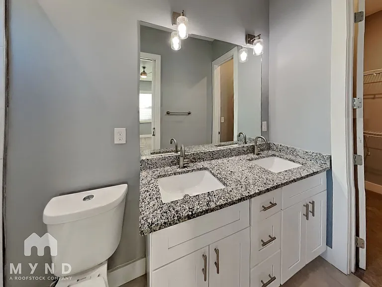 629 Windsor St SW — Photo 14