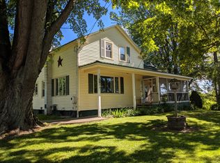 11061 Salter Rd, North Rose, NY 14516