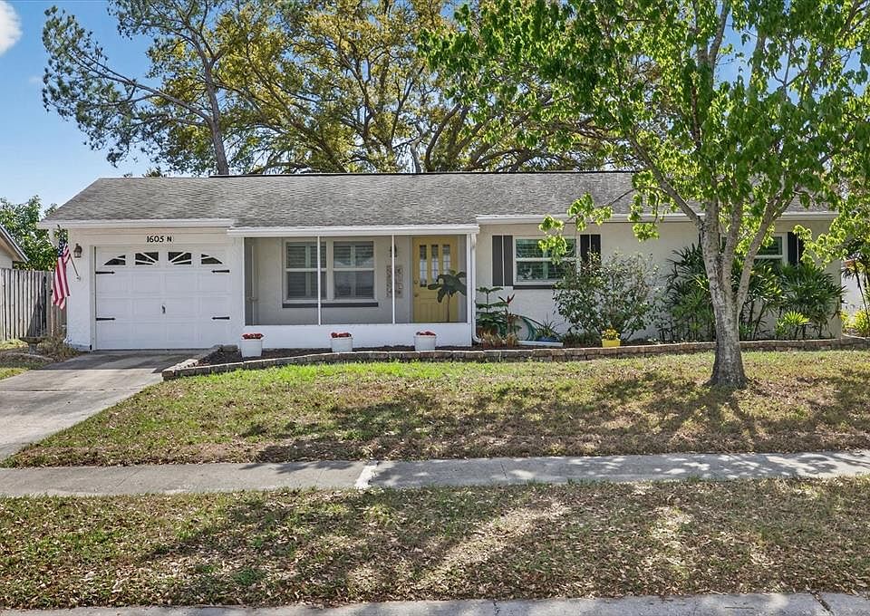 1st image of 1605 Amberlea Dr N