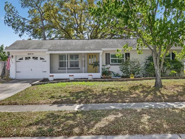 1605 Amberlea Dr N, Dunedin, FL 34698