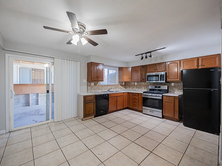 1414 N 27th St, Phoenix Az — Photo 8