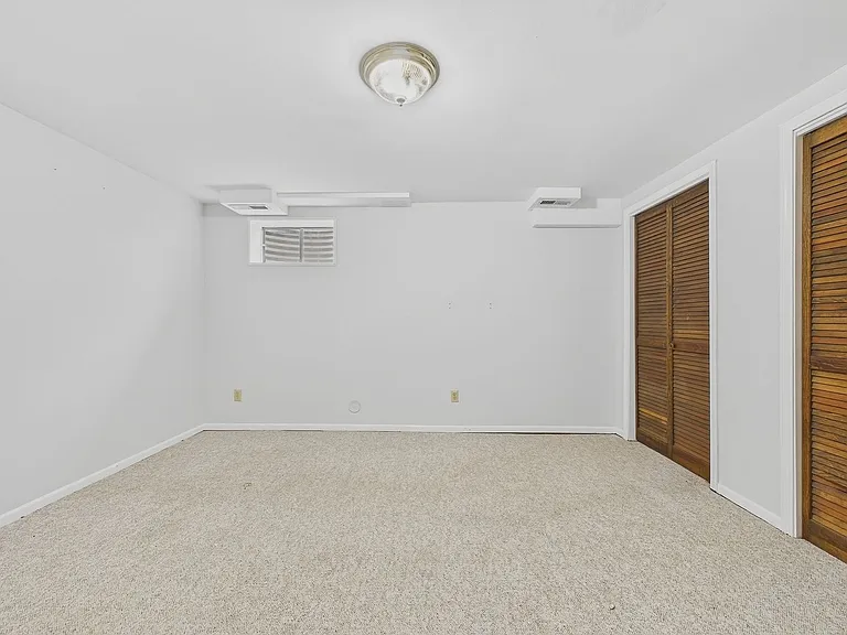 7581 S Downing St — Photo 31