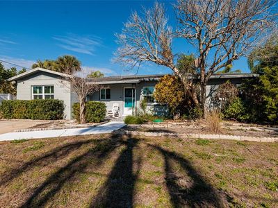 223 94th Ave NE, Saint Petersburg, FL, 33702