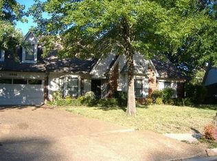 4446 Pinegate Dr, Memphis, TN 38125