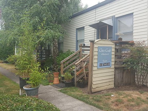 4th image of 7326 SE Milwaukie Ave APT 10