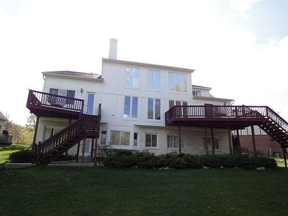 2nd image of 36814 Aspen Dr
