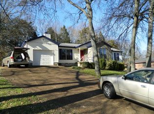 409 Cedarmont Dr, Nashville, TN 37211