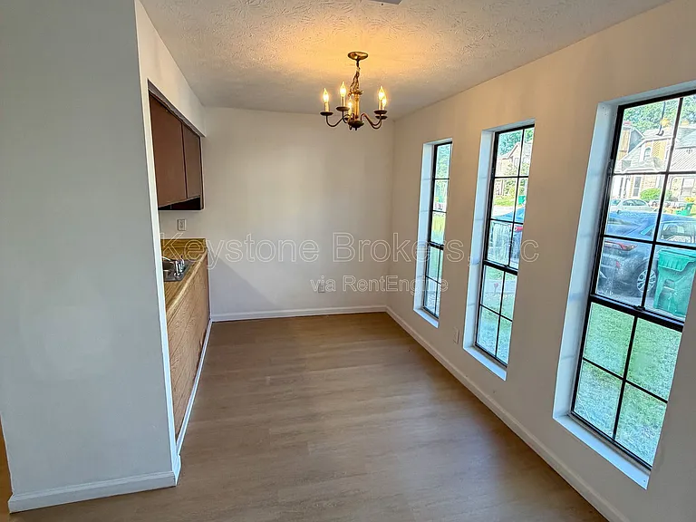 869 Heritage Oaks Dr #1 — Photo 3