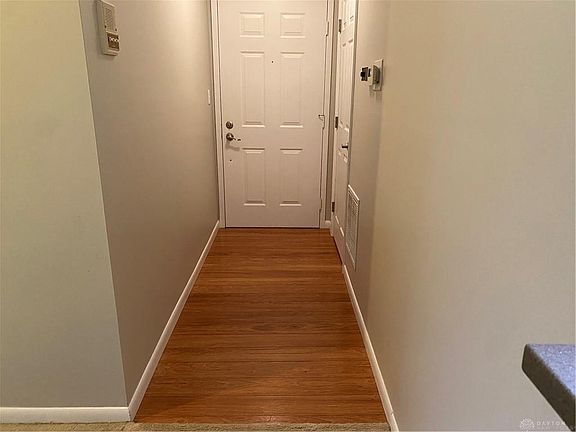 4th image of 84 Mallard Glen Dr APT 6