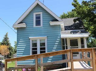 1826 Mount Vernon St, Oshkosh, WI 54901