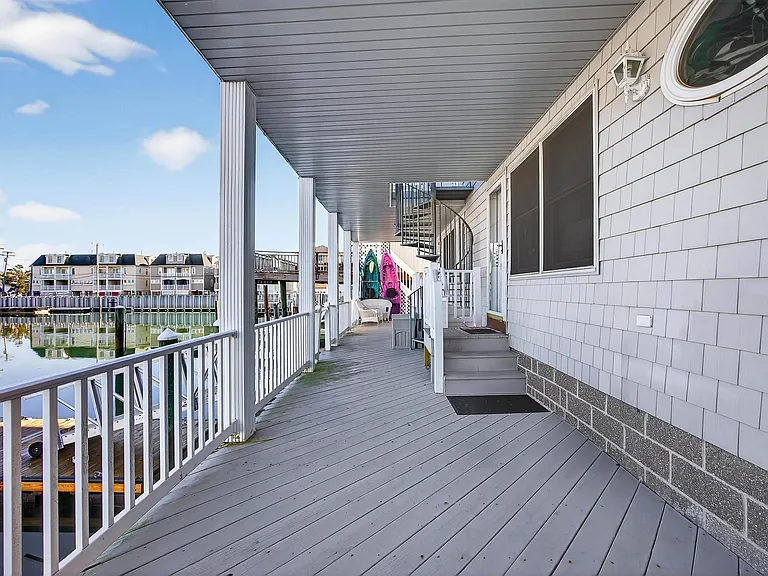 513 Barrett Ave #A — Photo 44
