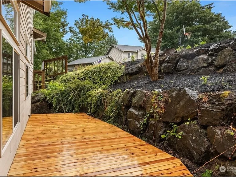 21205 Elberta Rd — Photo 5