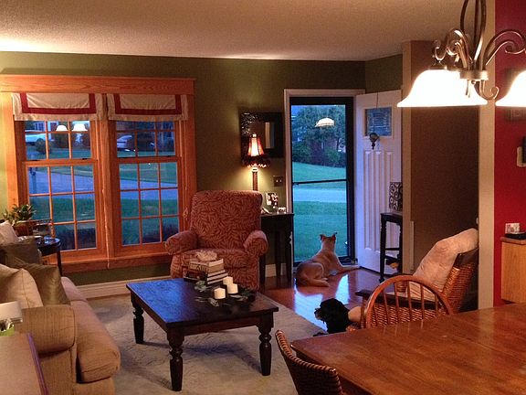 2nd image of 1193 Portland Dr