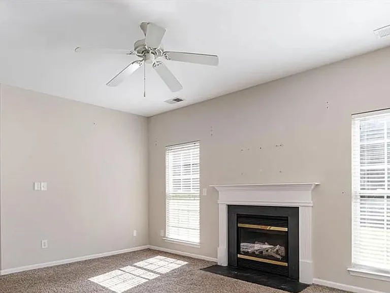 1212 Oakdale Commons Ct — Photo 9