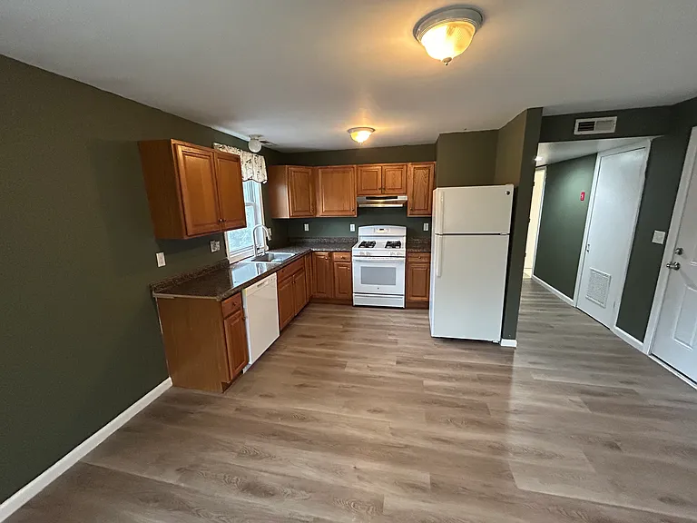 34 McKinley Ave #3 — Photo 6