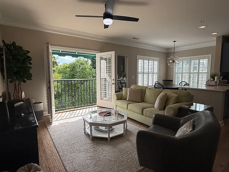 106 Sunset Cir #202 — Photo 31