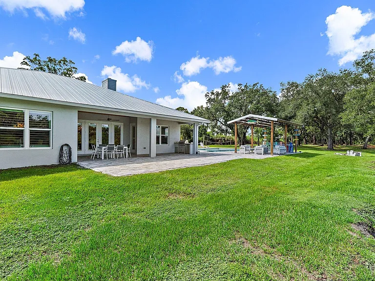 12955 SW Kanner Hwy — Photo 81