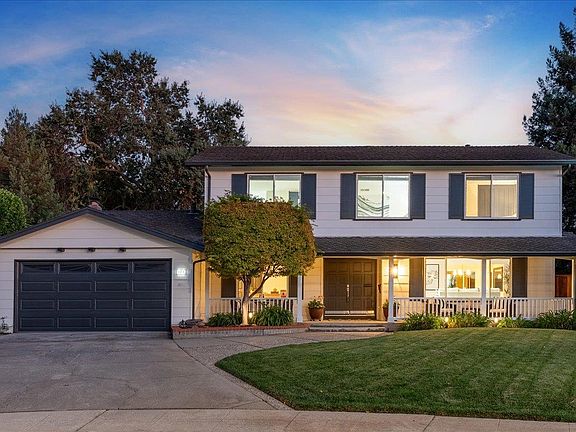 3rd image of 6698 Charter Oak Pl