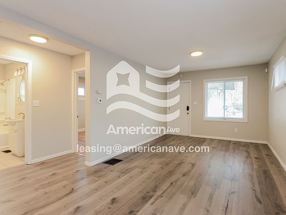 5-Living Room